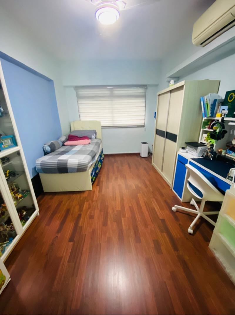 HDB Apartment for Sale. 