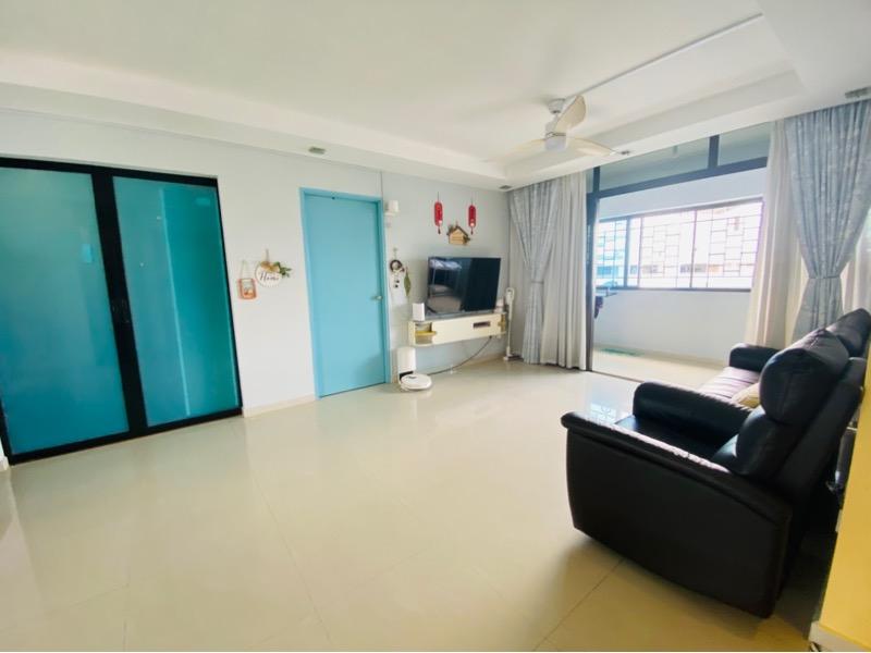 HDB Apartment for Sale. 