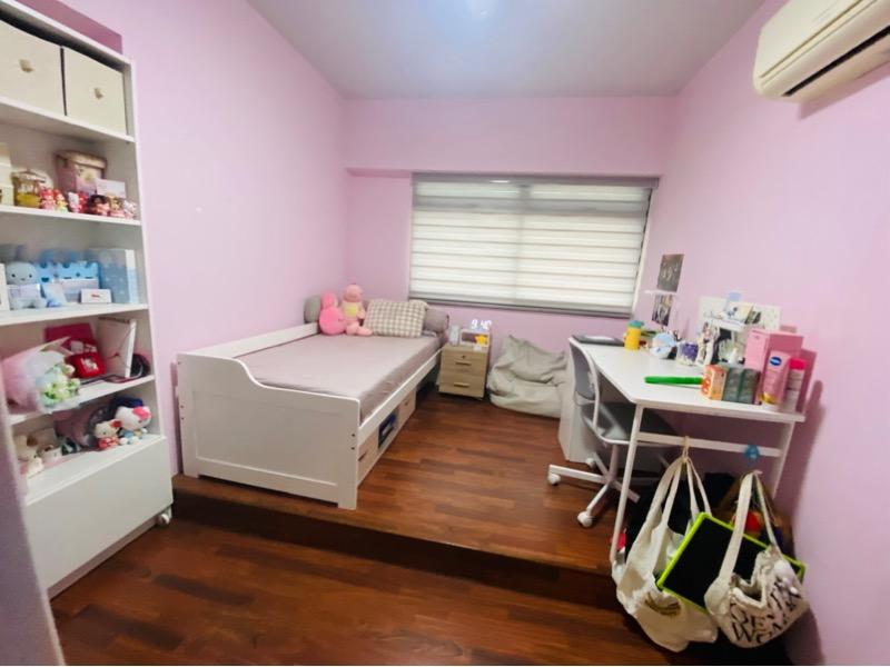 HDB Apartment for Sale. 