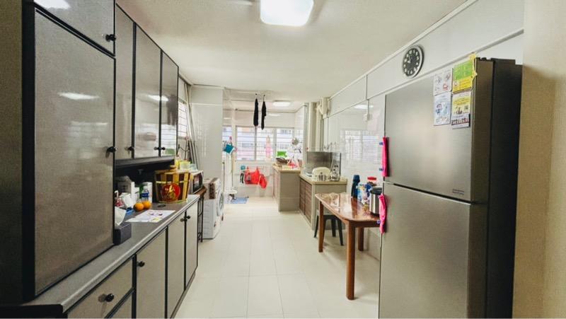 HDB Apartment for Sale, 468 Jurong West Street 41 HDB Apartment For Sale, $535,000, 3 Bed 2 Bath 1,054 sqft $508.00 psf, SGD 535,000 | 99-year Leasehold