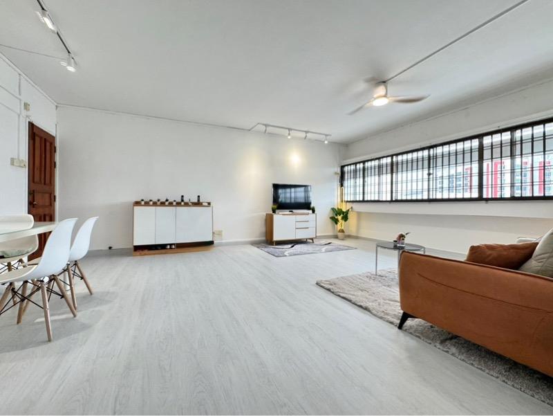Prop-GPT: HDB Apartment: D14  411 Eunos Road 5