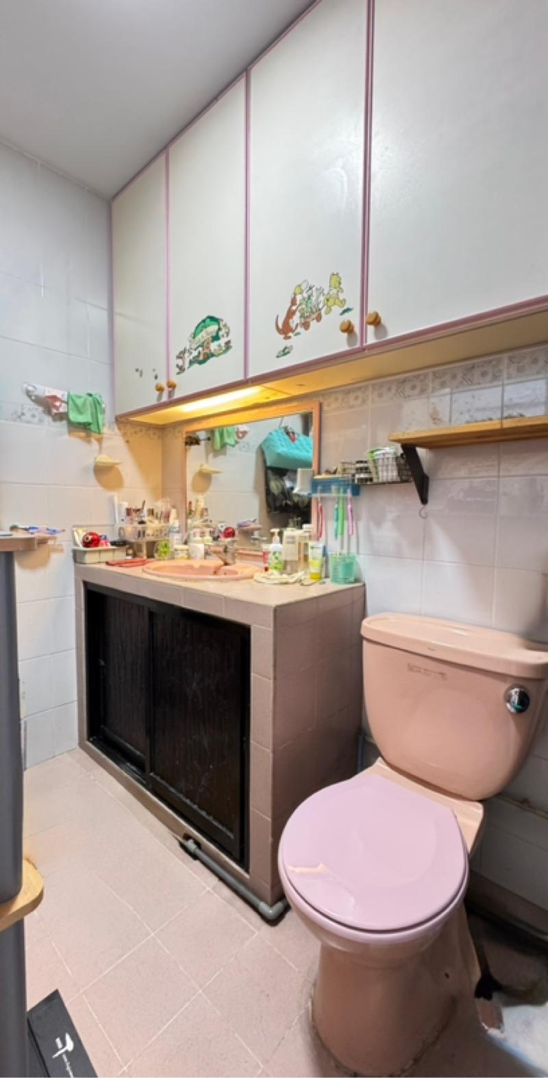 HDB Apartment for Sale, 411 Eunos Road 5 HDB Apartment For Sale, $788,000, 3 Bed 2 Bath 1,097 sqft $718.00 psf, SGD 788,000 | 99-year Leasehold
