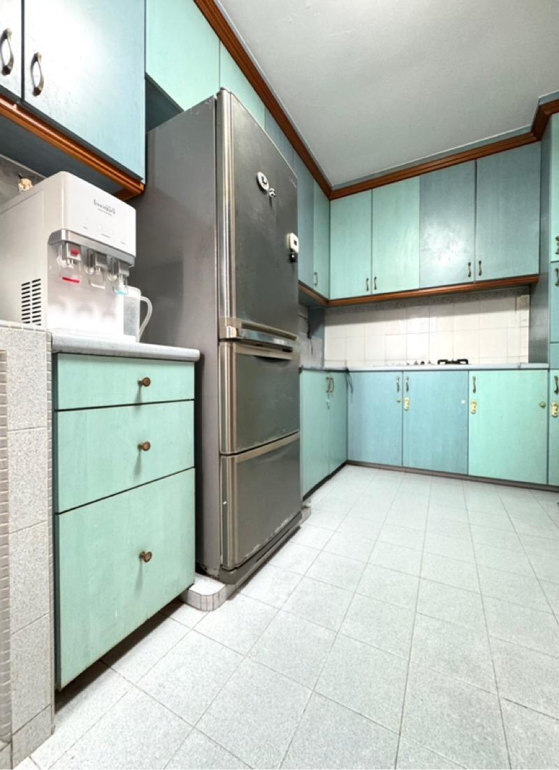 HDB Apartment for Sale, 411 Eunos Road 5 HDB Apartment For Sale, $788,000, 3 Bed 2 Bath 1,097 sqft $718.00 psf, SGD 788,000 | 99-year Leasehold