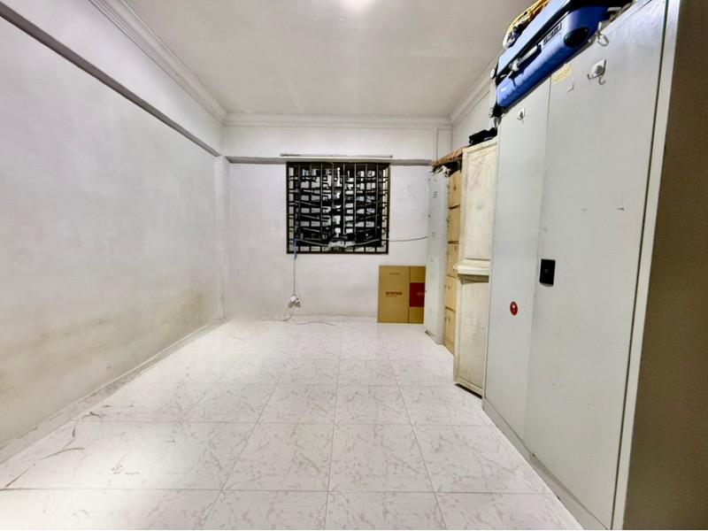 HDB Apartment for Sale, 1 Changi Village Road HDB Apartment For Sale, $360,000, 2 Bed 1 Bath 710 sqft $507.00 psf, SGD 360,000 | 99-year Leasehold
