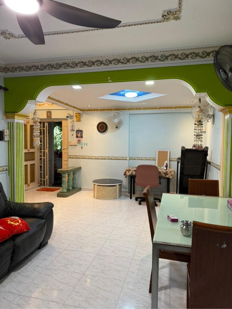 HDB Apartment for Sale, 170 Gangsa Road HDB Apartment For Sale, $700,000, 3 Bed 2 Bath 1,087 sqft $644.00 psf, SGD 700,000 | 99-year Leasehold