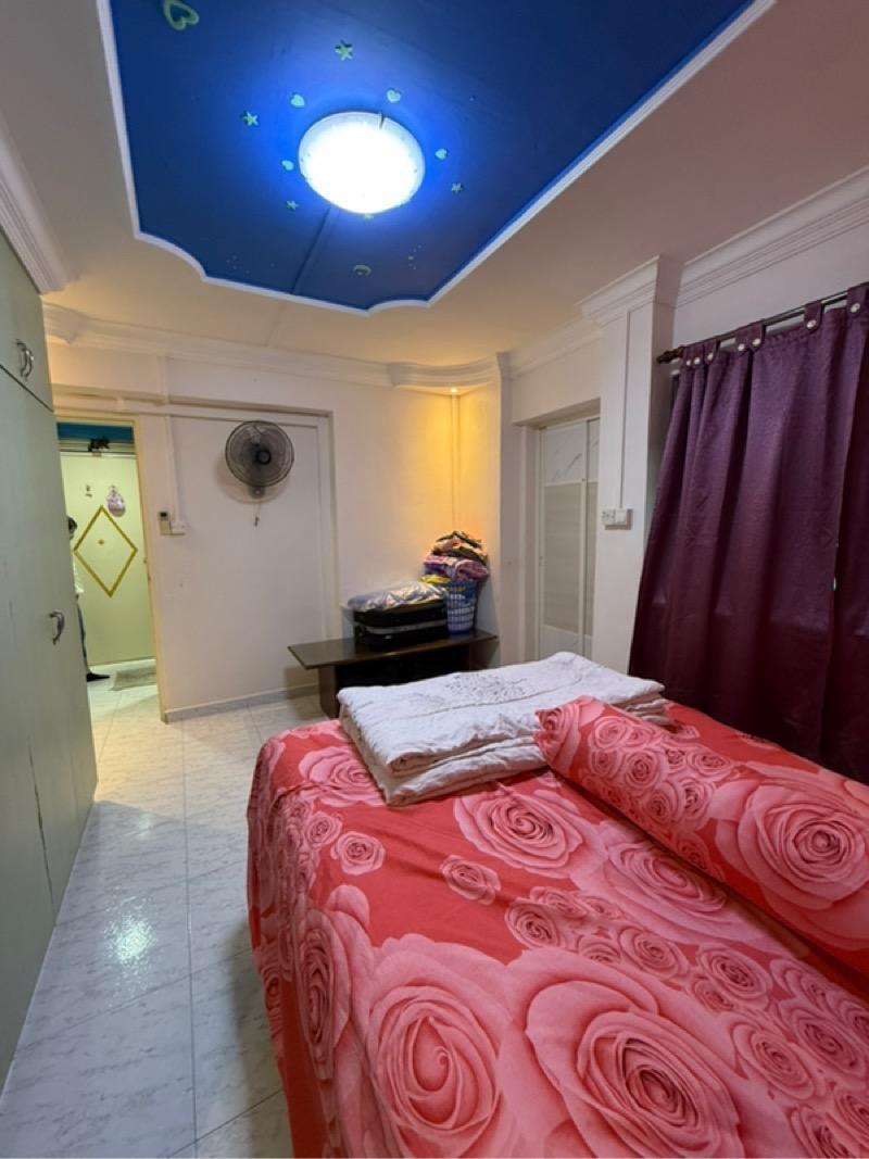 HDB Apartment for Sale, 170 Gangsa Road HDB Apartment For Sale, $700,000, 3 Bed 2 Bath 1,087 sqft $644.00 psf, SGD 700,000 | 99-year Leasehold