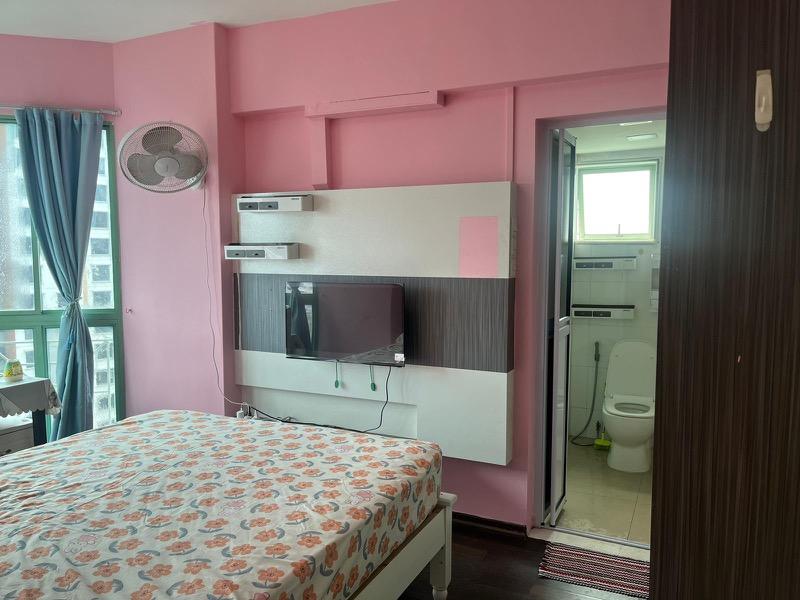 HDB Apartment for Sale, 170 Gangsa Road HDB Apartment For Sale, $700,000, 3 Bed 2 Bath 1,087 sqft $644.00 psf, SGD 700,000 | 99-year Leasehold