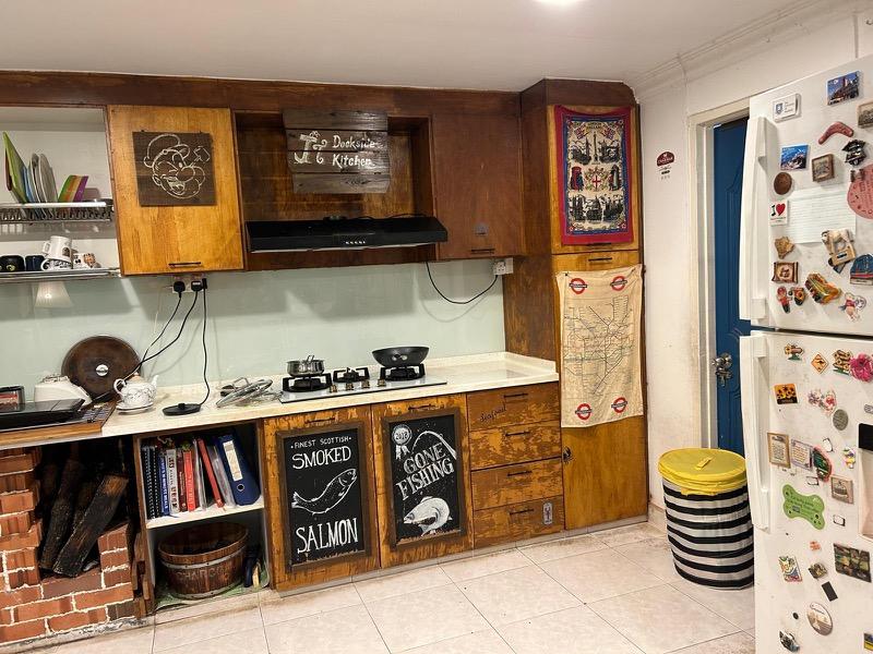 HDB Apartment for Sale, 61 Jalan Tenteram HDB Apartment For Sale, $929,000, 2 Bed 1 Bath 1,011 sqft $919.00 psf, SGD 929,000 | 99-year Leasehold