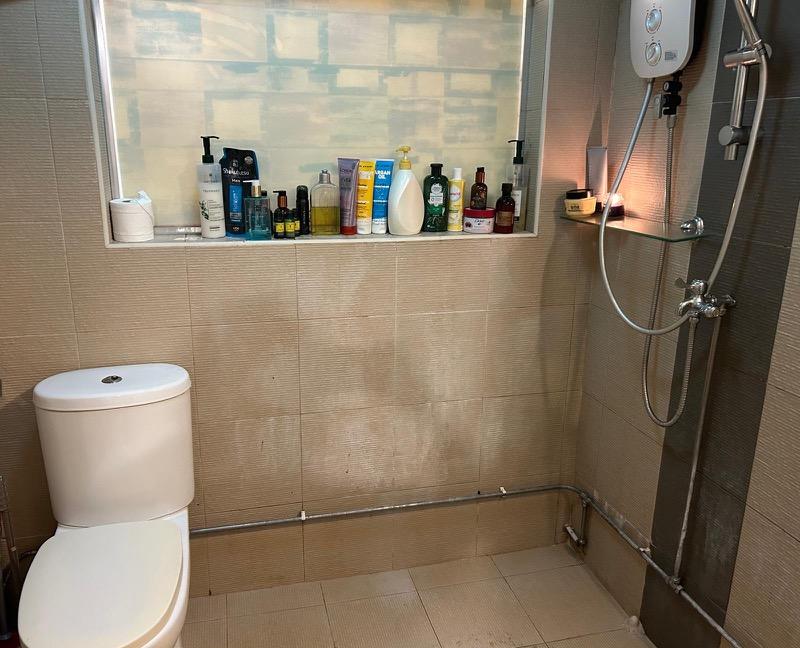 HDB Apartment for Sale, 61 Jalan Tenteram HDB Apartment For Sale, $929,000, 2 Bed 1 Bath 1,011 sqft $919.00 psf, SGD 929,000 | 99-year Leasehold