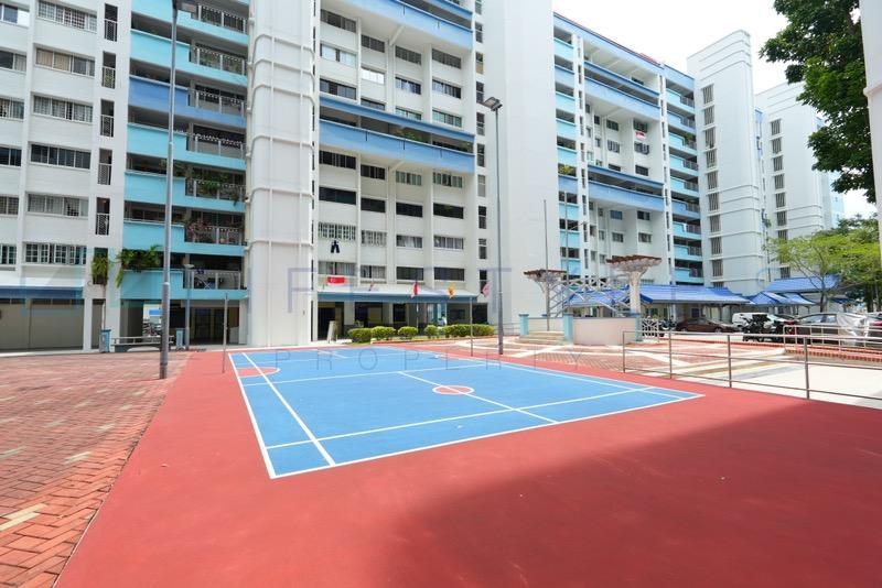 HDB Apartment for Sale, 274 Tampines Street 22 HDB Apartment For Sale, $680,000, 3 Bed 2 Bath 1,130 sqft $602.00 psf, SGD 680,000 | 99-year Leasehold