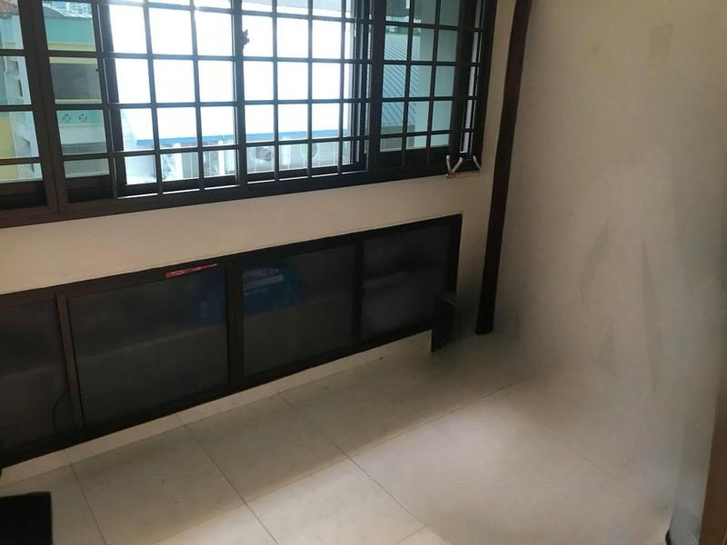 HDB Apartment for Sale, 507 Jelapang Road HDB Apartment For Sale, $708,000, 3 Bed 2 Bath 1,291 sqft $548.00 psf, SGD 708,000 | 99-year Leasehold