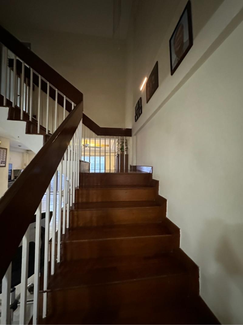 HDB Apartment for Sale, 108 Jalan Rajah HDB Apartment For Sale, $1,280,000, 3 Bed 3 Bath 1,593 sqft $804.00 psf, SGD 1,280,000 | 99-year Leasehold