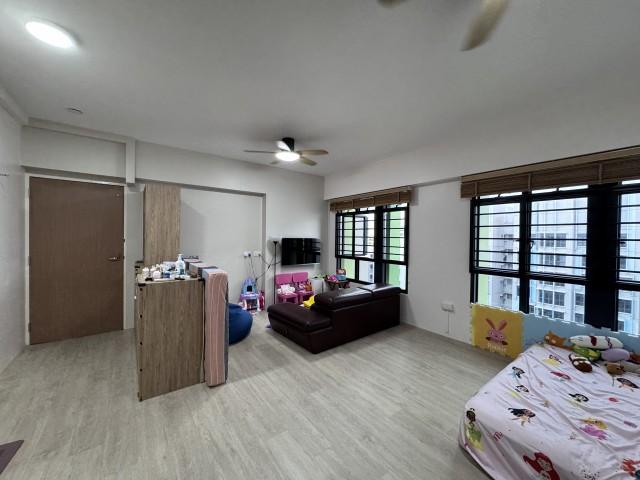 HDB Apartment for Sale, 102B Bidadari Park Drive HDB Apartment For Sale, $1,138,000, 3 Bed 2 Bath 1,001 sqft $1,137.00 psf, SGD 1,138,000 | 99-year Leasehold