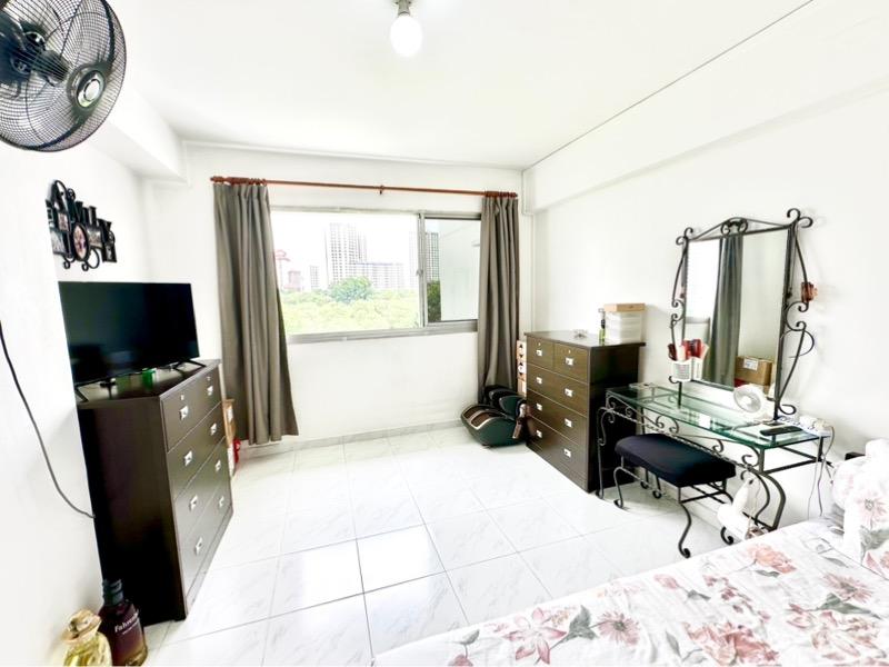 HDB Apartment for Sale, 251 Bishan Street 22 HDB Apartment For Sale, $1,280,000, 4 Bed 2 Bath 1,302 sqft $983.00 psf, SGD 1,280,000 | 99-year Leasehold