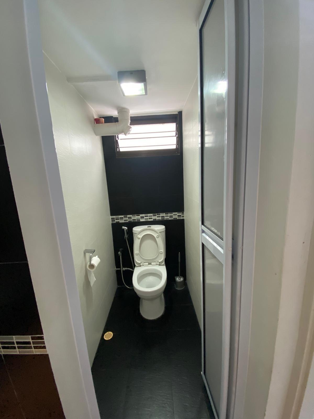 HDB Apartment for Sale, 78 Indus Road HDB Apartment For Sale, $530,000, 2 Bed 1 Bath 818 sqft $648.00 psf, SGD 530,000 | 99-year Leasehold