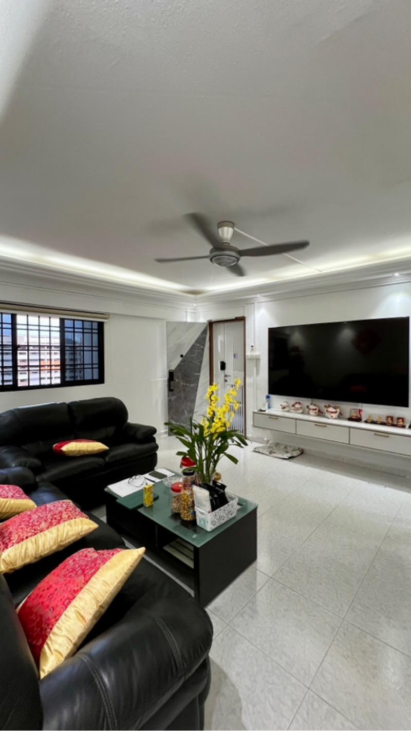 Prop-GPT: HDB Apartment: D19  341 Hougang Avenue 7