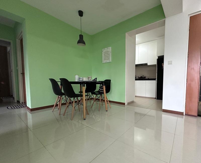 HDB Apartment for Sale, 220A Sumang Lane HDB Apartment For Sale, $680,000, 3 Bed 2 Bath 1,001 sqft $679.00 psf, SGD 680,000 | 99-year Leasehold