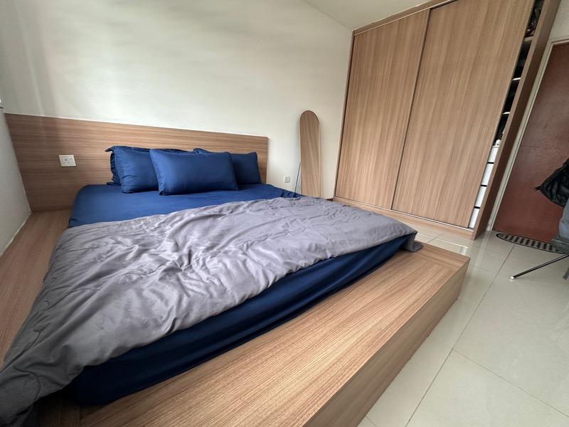 HDB Apartment for Sale, 220A Sumang Lane HDB Apartment For Sale, $680,000, 3 Bed 2 Bath 1,001 sqft $679.00 psf, SGD 680,000 | 99-year Leasehold