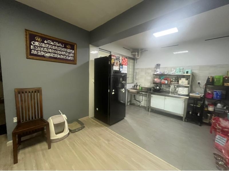 HDB Apartment for Sale, 355A Anchorvale Lane HDB Apartment For Sale, $620,000, 3 Bed 2 Bath 1,001 sqft $619.00 psf, SGD 620,000 | 99-year Leasehold