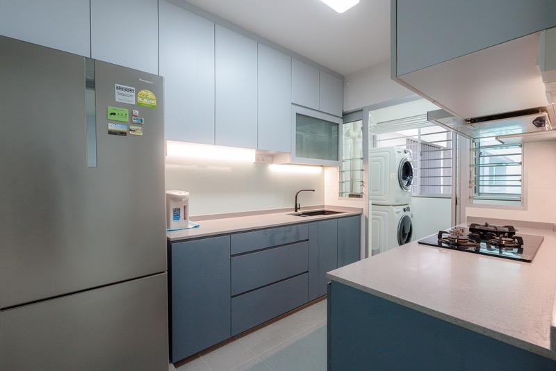 HDB Apartment for Sale, 102A Canberra Street HDB Apartment For Sale, $650,000, 3 Bed 2 Bath 1,001 sqft $649.00 psf, SGD 650,000 | 99-year Leasehold