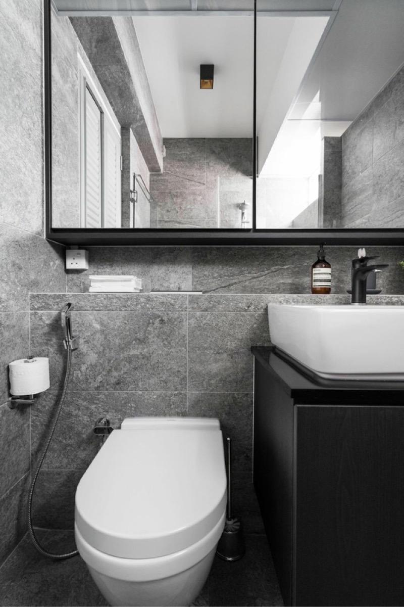 HDB Apartment for Sale, 102A Canberra Street HDB Apartment For Sale, $650,000, 3 Bed 2 Bath 1,001 sqft $649.00 psf, SGD 650,000 | 99-year Leasehold