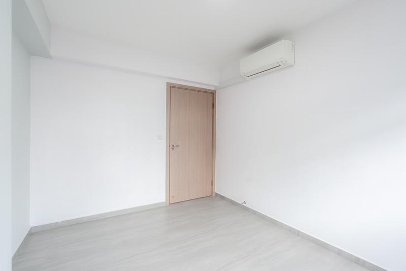 HDB Apartment for Sale, 102A Canberra Street HDB Apartment For Sale, $650,000, 3 Bed 2 Bath 1,001 sqft $649.00 psf, SGD 650,000 | 99-year Leasehold