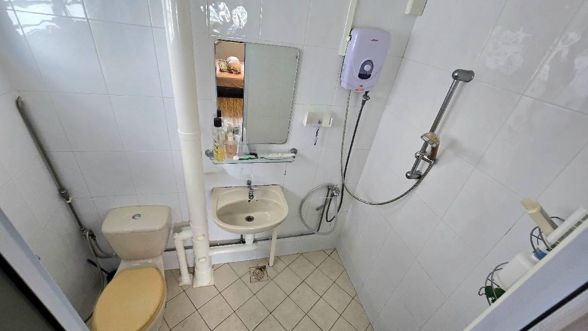 HDB Apartment for Sale, 516 Bedok North Avenue 2 HDB Apartment For Sale, $880,000, 3 Bed 2 Bath 1,281 sqft $687.00 psf, SGD 880,000 | 99-year Leasehold