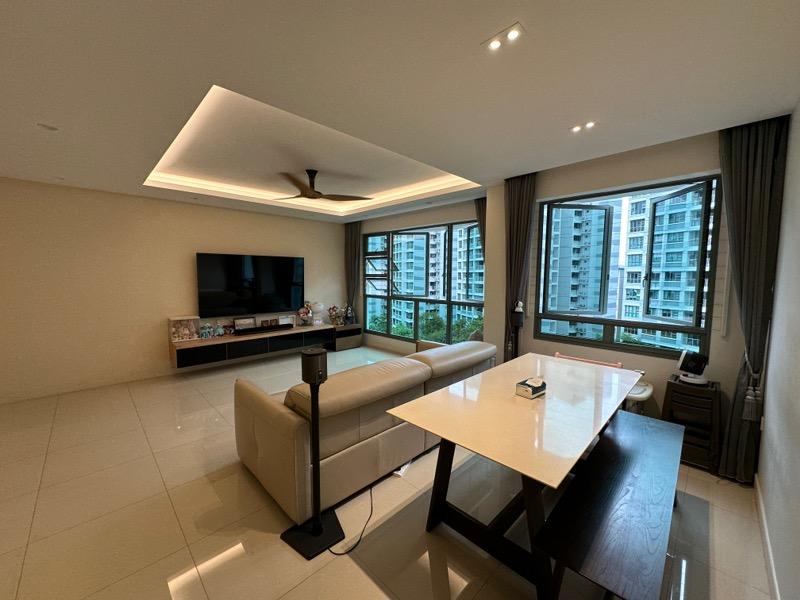 Prop-GPT: HDB Apartment: D19 Punggol 677C Punggol Drive