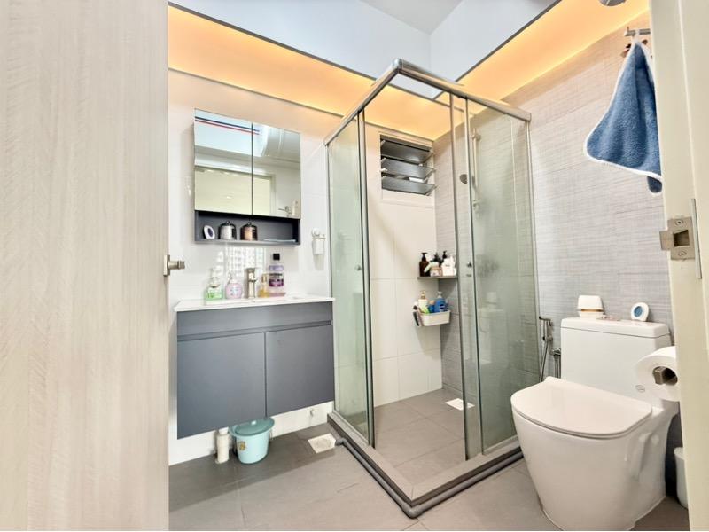 HDB Apartment for Sale, 43A Margaret Drive HDB Apartment For Sale, $1,350,000, 3 Bed 2 Bath 947 sqft $1,426.00 psf, SGD 1,350,000