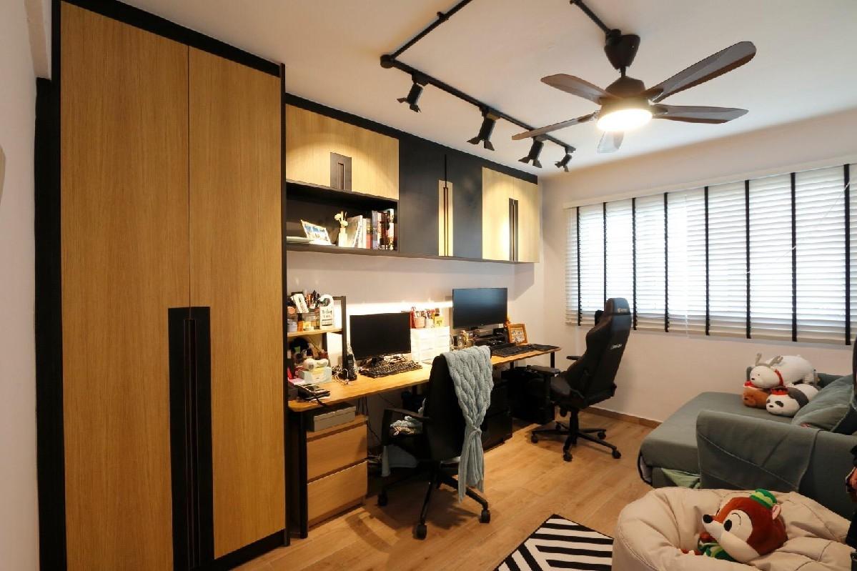 HDB Apartment for Sale, 213 Jurong East Street 21 HDB Apartment For Sale, $788,888, 3 Bed 2 Bath 1,292 sqft $611.00 psf, SGD 788,888 | 99-year Leasehold