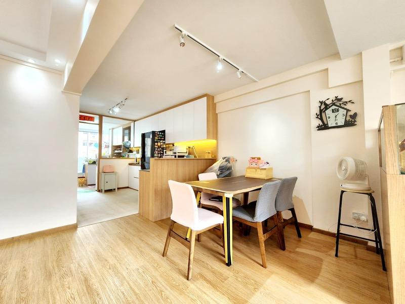 HDB Apartment for Sale: D18, 520154