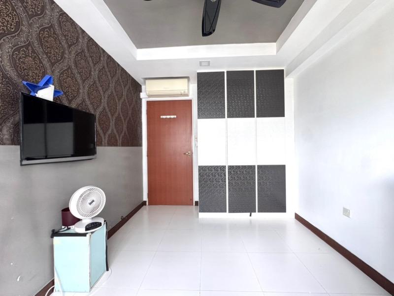 HDB Apartment for Sale, 209B Punggol Place HDB Apartment For Sale, $688,000, 3 Bed 2 Bath 990 sqft $695.00 psf, SGD 688,000 | 99-year Leasehold