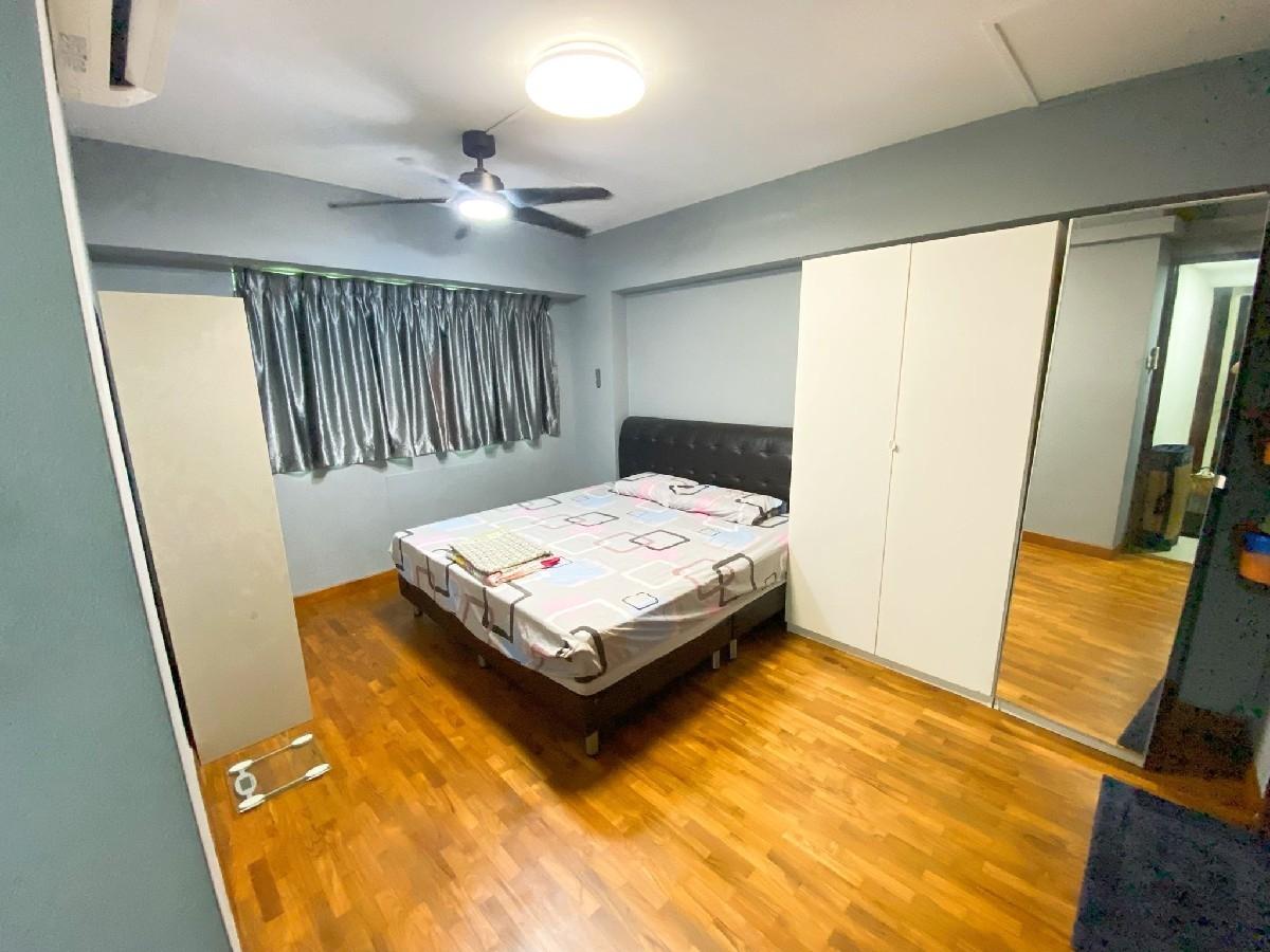 HDB Apartment for Sale, 646 Punggol Central HDB Apartment For Sale, $699,000, 3 Bed 2 Bath 1,184 sqft $590.00 psf, SGD 699,000 | 99-year Leasehold