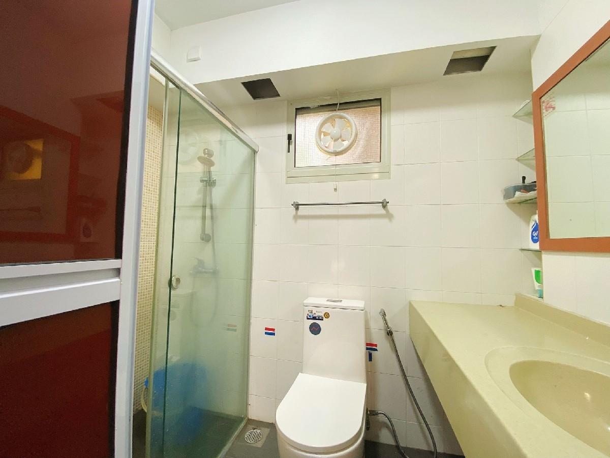HDB Apartment for Sale, 646 Punggol Central HDB Apartment For Sale, $699,000, 3 Bed 2 Bath 1,184 sqft $590.00 psf, SGD 699,000 | 99-year Leasehold
