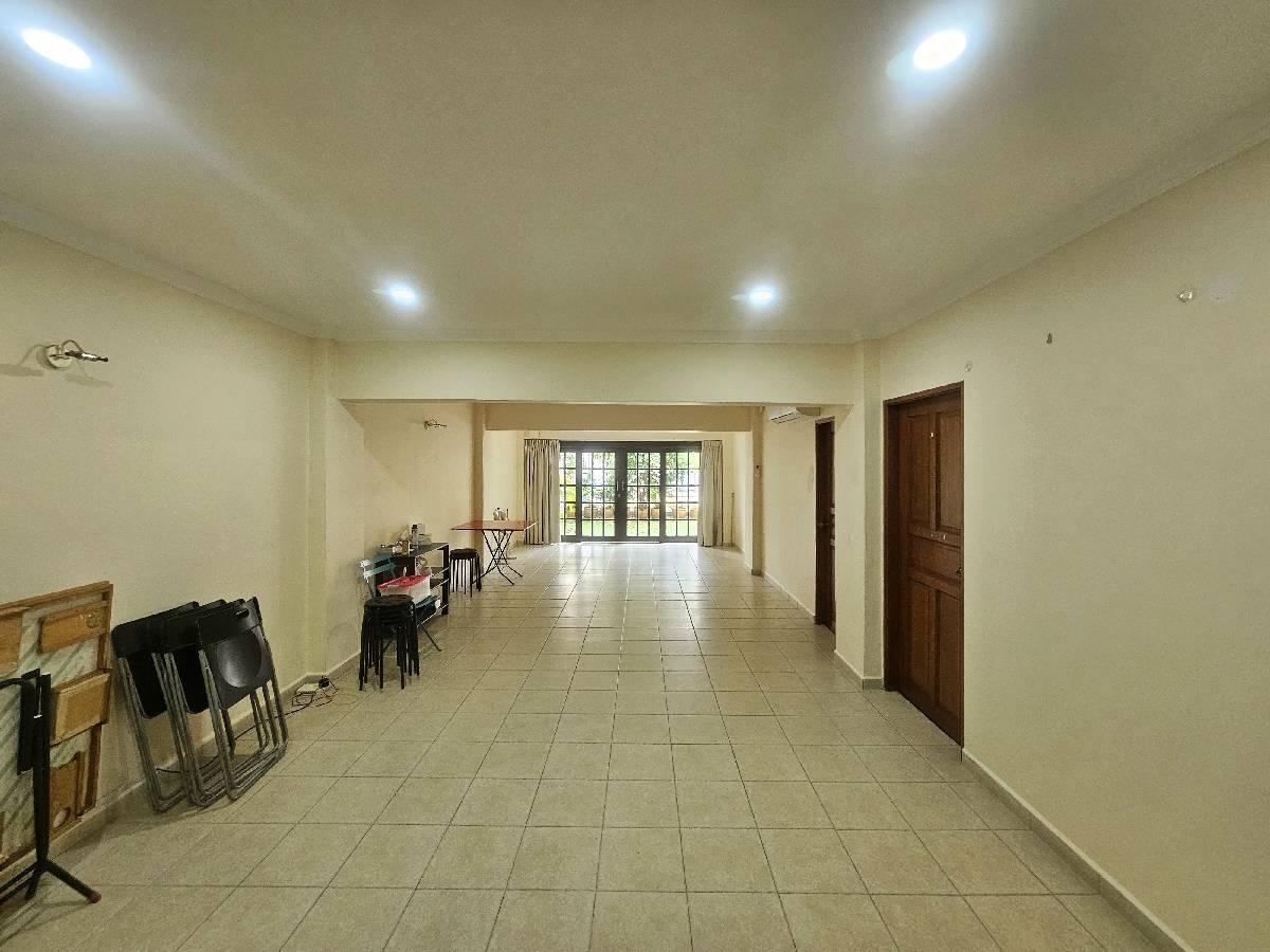 Semi-Detached for Sale, Sandy Lane Semi-D Semi-Detached House For Sale, $6,980,000, 5 Bed 5 Bath 3,500 sqft $1,799.00 psf, SGD 6,980,000 | Freehold