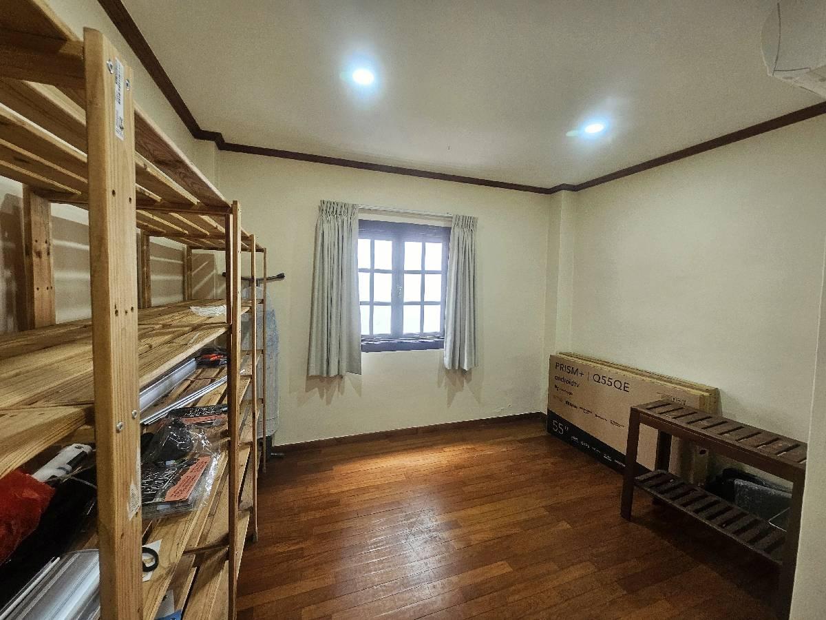 Semi-Detached for Sale, Sandy Lane Semi-D Semi-Detached House For Sale, $6,980,000, 5 Bed 5 Bath 3,500 sqft $1,799.00 psf, SGD 6,980,000 | Freehold