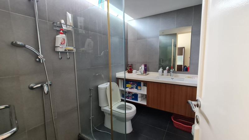 Corner Terrace for Sale, Kew crescent Corner Terrace For Sale, $4,500,000, 7 Bed 7 Bath 4,839 sqft $1,057.00 psf, SGD 4,500,000 | 99-year Leasehold