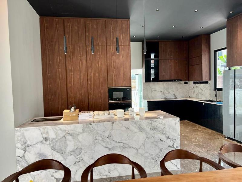 Detached for Sale, 9 KEW DRIVE Detached House For Sale, $6,900,000, 7 Bed 7 Bath 8,800 sqft $1,233.00 psf, SGD 6,900,000
