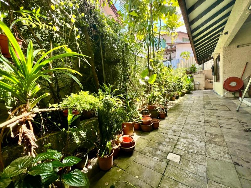 Semi-Detached for Sale, Jalan Asas Semi-Detached House For Sale, $1,199,000, 4 Bed 2 Bath 2,000 sqft $427.00 psf, SGD 1,199,000 | 99-year Leasehold