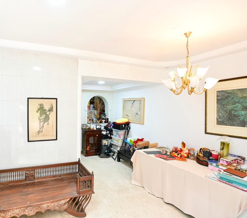 Semi-Detached for Sale, Jalan Asas Semi-Detached House For Sale, $1,199,000, 4 Bed 2 Bath 2,000 sqft $427.00 psf, SGD 1,199,000 | 99-year Leasehold