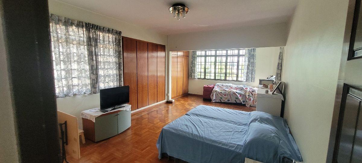 Semi-Detached for Sale, Rare 3 storey semi-D 1km to Nanyang and Raffles Semi-Detached House For Sale, $11,200,000, 9 Bed 4 B, SGD 11,200,000