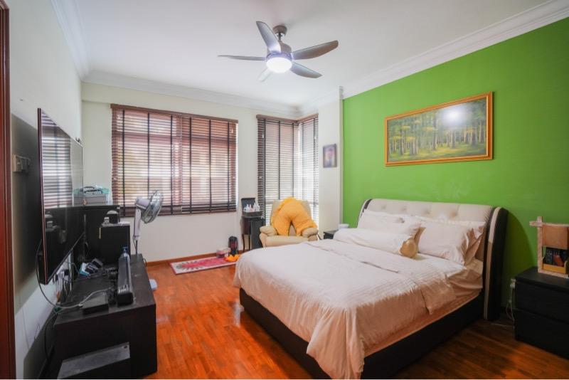 Corner Terrace for Sale, THE RIVERINA Corner Terrace For Sale, $2,800,000, 5 Bed 5 Bath 3,003 sqft $1,301.00 psf, SGD 2,800,000 | 99-year Leasehold