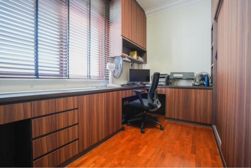 Corner Terrace for Sale, THE RIVERINA Corner Terrace For Sale, $2,800,000, 5 Bed 5 Bath 3,003 sqft $1,301.00 psf, SGD 2,800,000 | 99-year Leasehold