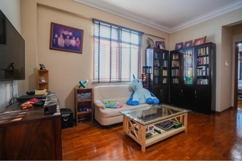 Corner Terrace for Sale, THE RIVERINA Corner Terrace For Sale, $2,800,000, 5 Bed 5 Bath 3,003 sqft $1,301.00 psf, SGD 2,800,000 | 99-year Leasehold