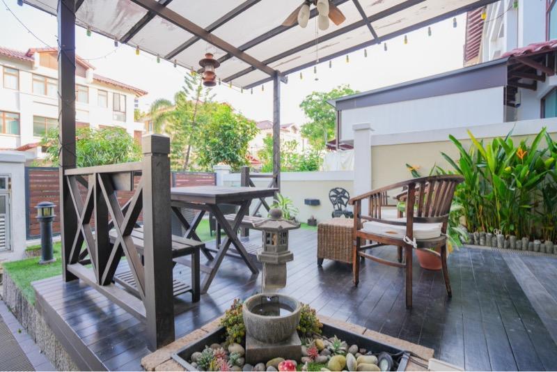 Corner Terrace for Sale, THE RIVERINA Corner Terrace For Sale, $2,800,000, 5 Bed 5 Bath 3,003 sqft $1,301.00 psf, SGD 2,800,000 | 99-year Leasehold