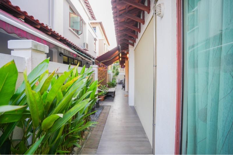 Corner Terrace for Sale, THE RIVERINA Corner Terrace For Sale, $2,800,000, 5 Bed 5 Bath 3,003 sqft $1,301.00 psf, SGD 2,800,000 | 99-year Leasehold