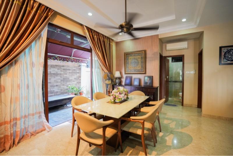 Corner Terrace for Sale, THE RIVERINA Corner Terrace For Sale, $2,800,000, 5 Bed 5 Bath 3,003 sqft $1,301.00 psf, SGD 2,800,000 | 99-year Leasehold
