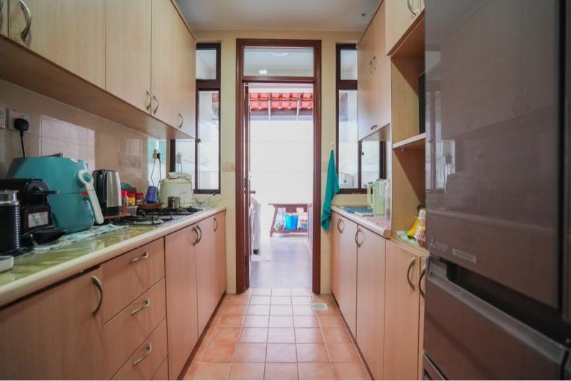 Corner Terrace for Sale, THE RIVERINA Corner Terrace For Sale, $2,800,000, 5 Bed 5 Bath 3,003 sqft $1,301.00 psf, SGD 2,800,000 | 99-year Leasehold