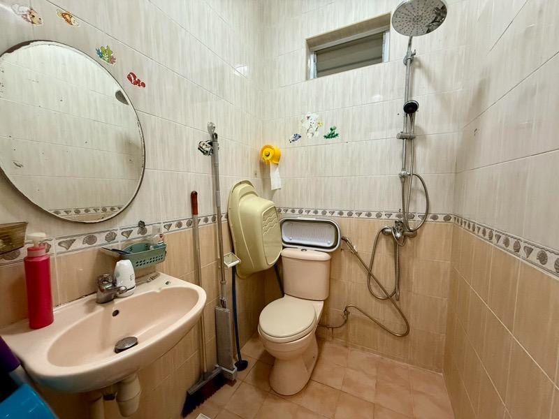 Terrace for Sale, TEACHER'S HOUSING ESTATE Terraced House For Sale, $3,850,000, 4 Bed 2 Bath 2,020 sqft $2,137.00 psf, SGD 3,850,000 | 999-year Leasehold