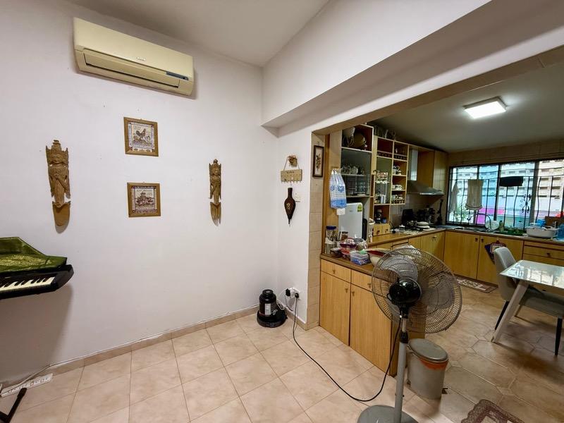 Terrace for Sale, TEACHER'S HOUSING ESTATE Terraced House For Sale, $3,850,000, 4 Bed 2 Bath 2,020 sqft $2,137.00 psf, SGD 3,850,000 | 999-year Leasehold